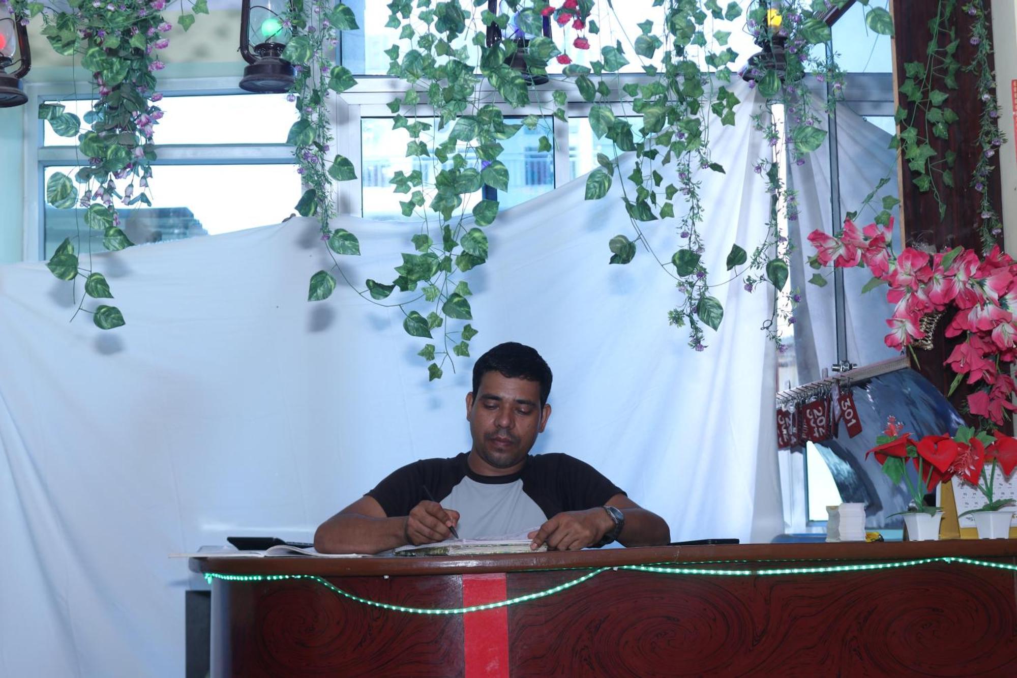 Punjabi Dhaba Lodge & Restaurant Румминдей Экстерьер фото